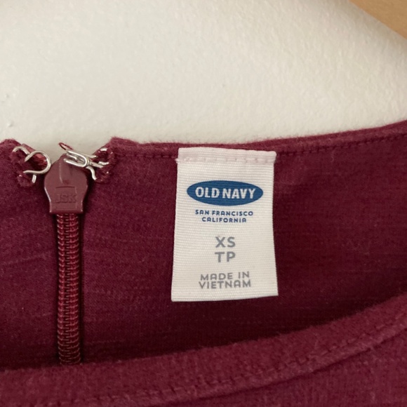 Old Navy XS pont knit burgundy dress - Picture 5 of 5